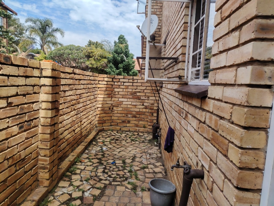 3 Bedroom Property for Sale in Safari Gardens North West